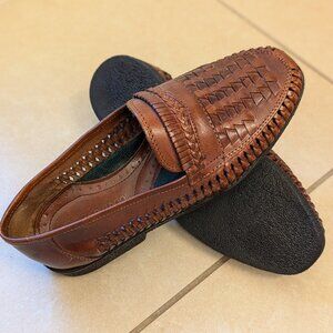 Life Outdoors Men's Leather Slip on Loafer - New condition